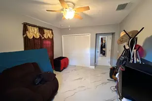1606 S 45th St, Tampa, FL 33619 - Photo 21