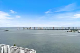 220 S Lake Shore Dr, Lake Park, FL 33403 - Photo 25