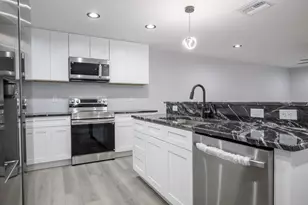 332 W Ventura Ave, Clewiston, FL 33440 - Photo 9