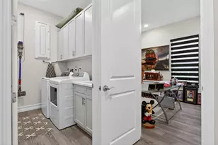 11746 Vivar Run, Parkland, FL 33076 - Photo 17