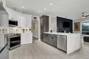 8512 NW 45th St, Coral Springs, FL 33065 - Photo 5