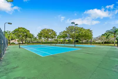 9819 Lago Drive, Boynton Beach, FL 33472 - Photo 31