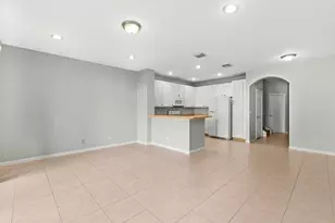 9819 Lago Dr, Boynton Beach, FL 33472 - Photo 9