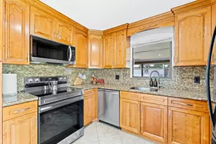 7811 Beechfern Cir, Tamarac, FL 33321 - Photo 13