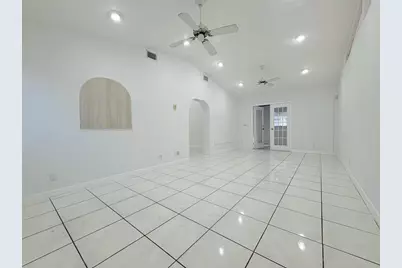1107 Woodcrest Road W, West Palm Beach, FL 33417 - Photo 39