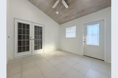 1107 Woodcrest Road W, West Palm Beach, FL 33417 - Photo 41