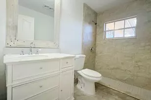 1107 Woodcrest Rd W, West Palm Beach, FL 33417 - Photo 31