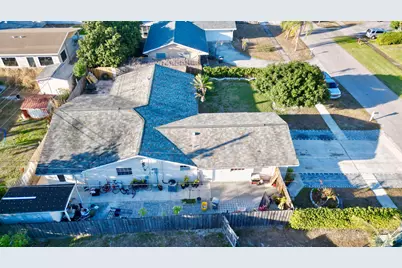 1107 Woodcrest Road W, West Palm Beach, FL 33417 - Photo 7