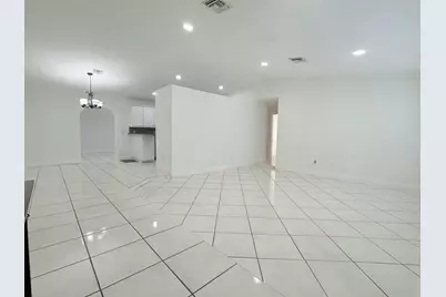 1107 Woodcrest Road W, West Palm Beach, FL 33417 - Photo 27