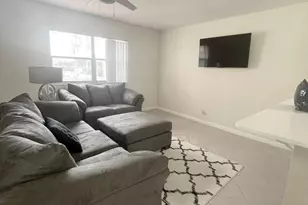 314 Saxony G, Delray Beach, FL 33446 - Photo 3