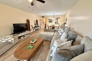 7320 Lake Cir Dr, Margate, FL 33063 - Photo 11