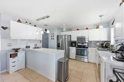 1802 SE Carvalho Street, Port Saint Lucie, FL 34983 - Photo 11