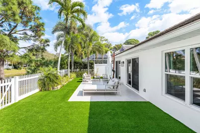 1123 Canoe Point, Delray Beach, FL 33444 - Photo 23