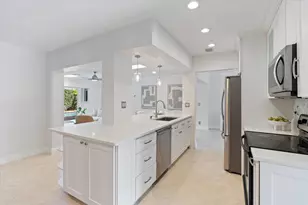 1041 SW 7th St, Boca Raton, FL 33486 - Photo 5