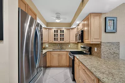 336 Golfview Road #704, North Palm Beach, FL 33408 - Photo 7