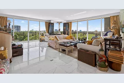 2427 Presidential Way #803, West Palm Beach, FL 33401 - Photo 3