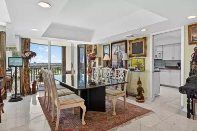 2427 Presidential Way #803, West Palm Beach, FL 33401 - Photo 9