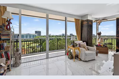 2427 Presidential Way #803, West Palm Beach, FL 33401 - Photo 5