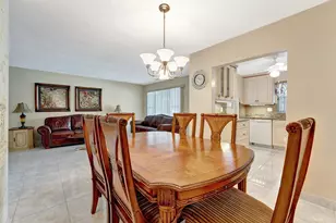 806 SE 7th St, Deerfield Beach, FL 33441 - Photo 9