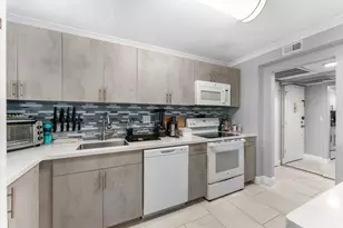 2751 Taft St, Hollywood, FL 33020 - Photo 3