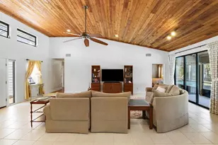 899 NE Juniper Pl, Jensen Beach, FL 34957 - Photo 11