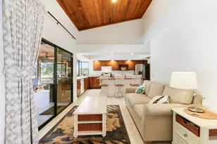 899 NE Juniper Pl, Jensen Beach, FL 34957 - Photo 15