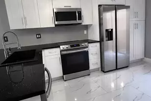 6770 Dupere Ln, Lake Worth Beach, FL 33467 - Photo 9