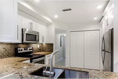 363 W Camino Real #4, Boca Raton, FL 33432 - Photo 9