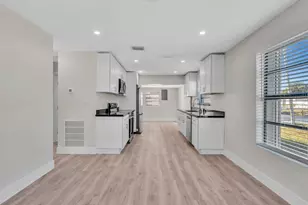 3870 SW 60th Ave, Davie, FL 33314 - Photo 9