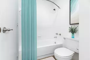 17900 NE 31st Ct, Aventura, FL 33160 - Photo 9