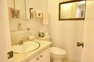 18081 SE Country Club Dr, Jupiter, FL 33469 - Photo 9