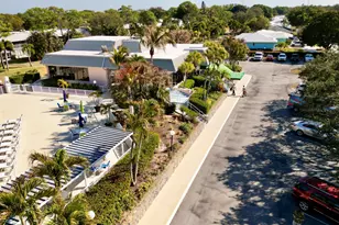 18081 SE Country Club Dr, Jupiter, FL 33469 - Photo 19