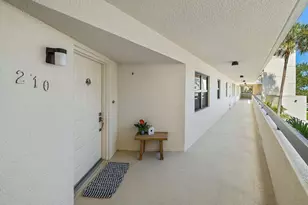 19800 S Sandpointe Bay Dr, Tequesta, FL 33469 - Photo 13