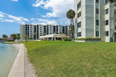 19800 S Sandpointe Bay Drive #210, Tequesta, FL 33469 - Photo 29