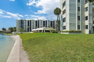 19800 S Sandpointe Bay Dr, Tequesta, FL 33469 - Photo 29