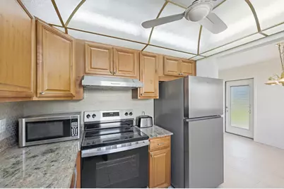 452 Brittany J, Delray Beach, FL 33446 - Photo 5