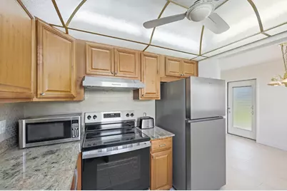 452 Brittany J, Delray Beach, FL 33446 - Photo 5