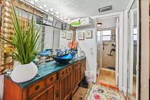 3940 NW 42nd Ave, Lauderdale Lakes, FL 33319 - Photo 9