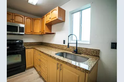 412 Columbus Parkway #2, Hollywood, FL 33021 - Photo 3