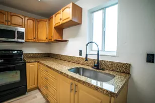 412 Columbus Pkwy, Hollywood, FL 33021 - Photo 3