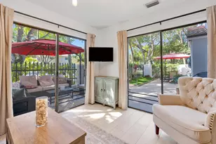 352 Prestwick Cir, Palm Beach Gardens, FL 33418 - Photo 23