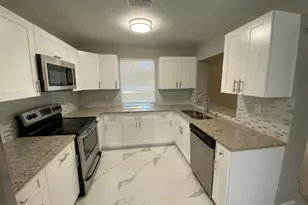 175 SE 27th Pl, Boynton Beach, FL 33435 - Photo 1