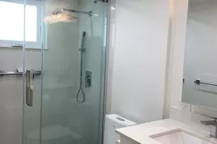 2121 NE 1st Ct, Boynton Beach, FL 33435 - Photo 5