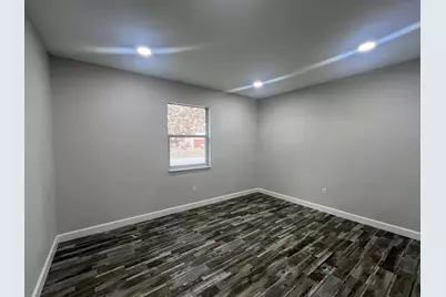 838 SE Proctor Lane, Port Saint Lucie, FL 34983 - Photo 9