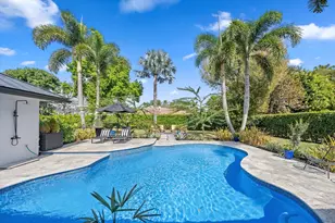 15855 Meadow Wood Dr, Wellington, FL 33414 - Photo 33