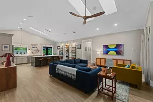 15855 Meadow Wood Dr, Wellington, FL 33414 - Photo 9