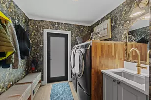 15855 Meadow Wood Dr, Wellington, FL 33414 - Photo 29