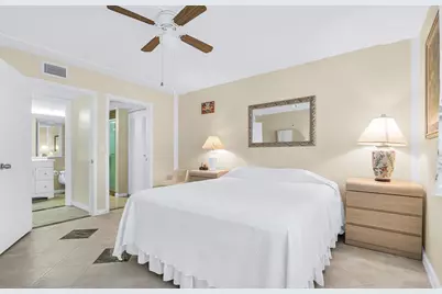 103 Lake Pine Circle Circle #D-1, Greenacres, FL 33463 - Photo 17