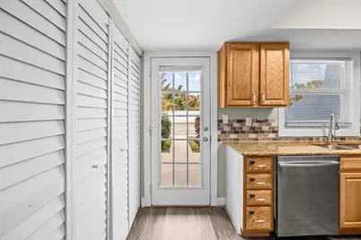 914 Shorewinds Drive #C, Fort Pierce, FL 34949 - Photo 7