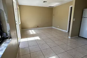 3660 Coconut Rd, Palm Springs, FL 33461 - Photo 11